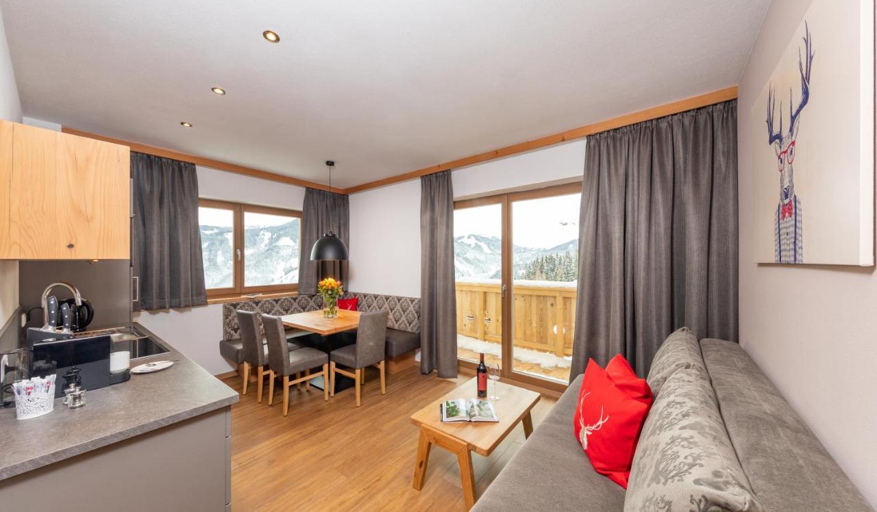 Das Gruenholz Aparthotel Mühlbach am Hochkönig Eksteriør bilde